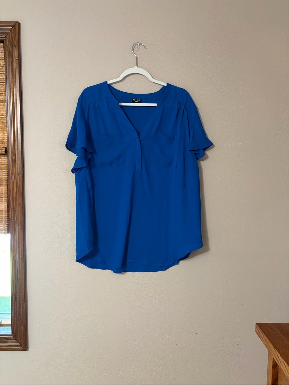 Torrid Harper Royal Blue Georgette Flutter Sleeve Blouse Plus Size 2 2X